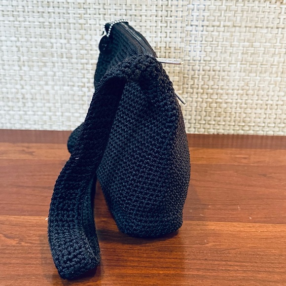 🌟HP🌟VTG 2000s The Sak Black Mini Crochet Shoulder Bag - Picture 8 of 10
